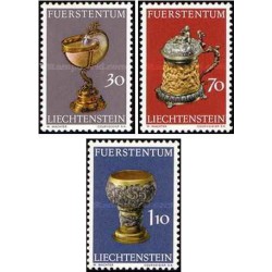 3 عدد  تمبر گنجینه های خاندان سلطنتی - لیختنشتاین 1973