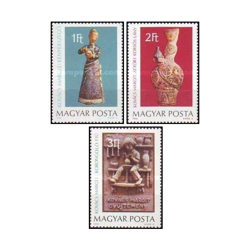 3 عدد  تمبر سفالگری -  مجارستان 1978