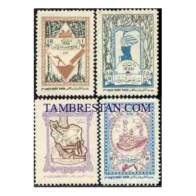 952 - 4 عدد تمبر چهارمین کنفرانس جنگلبانی هندوستان 1333 تک