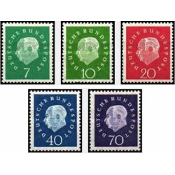 5 عدد تمبرسری پستی پرفسور تئودور هیوز - اولین رئیس جمهور آلمان -جمهوری فدرال  آلمان 1959 قیمت 22.6 دلار