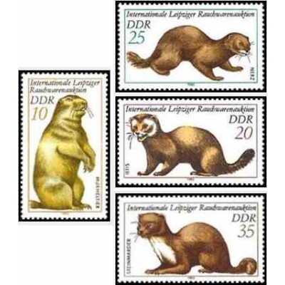 4 عدد تمبر حراج لباسهای خز لایپزیک - سمورها - جمهوری دموکراتیک آلمان 1982 قیمت 2.5 دلار