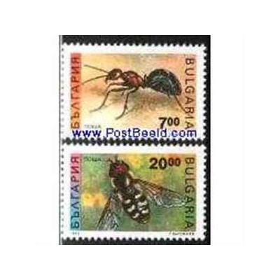 2 عدد تمبر حشرات - موچه و زنبور - بلغارستان 1992