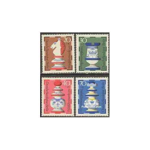 4 عدد تمبر رفاه اجتماعی - شطرنج - برلین آلمان 1972