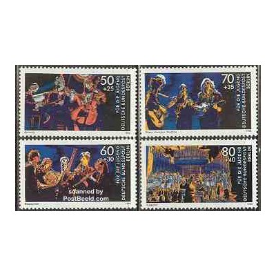4 عدد تمبر رفاه جوانان - موزیک - برلین آلمان 1988 قیمت 8 دلار