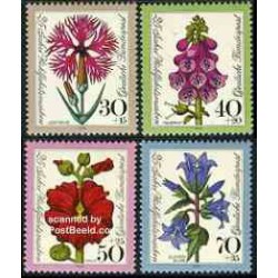 4 عدد تمبر رفاه اجتماعی - گلها  - جمهوری فدرال آلمان 1974