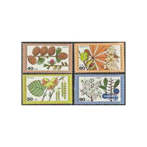 4 عدد تمبر گلهای جنگلی - برلین آلمان 1979
