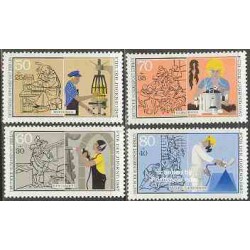 4 عدد تمبر جوانان - صنایع دستی - برلین آلمان 1987 قیمت 6.99 دلار