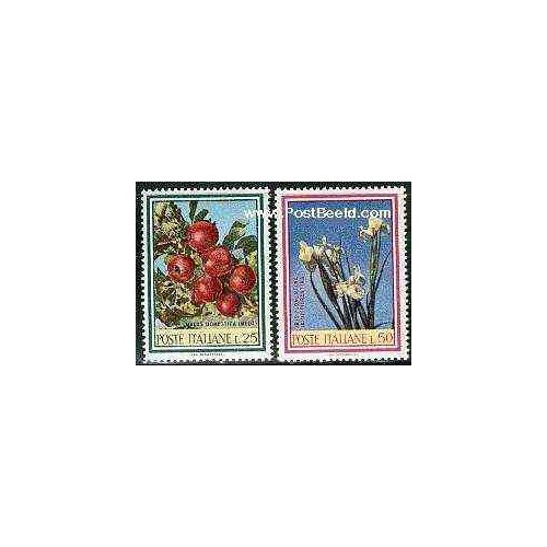 2 عدد تمبر گلها و میوه ها - ایتالیا 1967