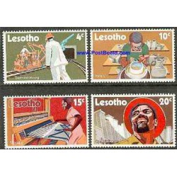 4 عدد تمبر توسعه - لسوتو  1971