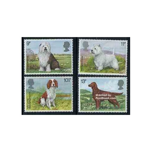 4 عدد تمبر سگها - انگلیس 1979