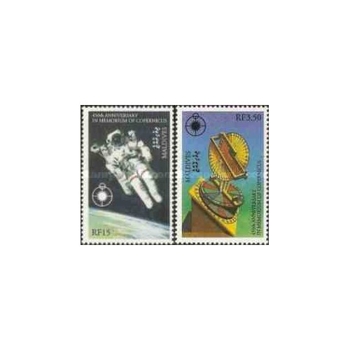 2 عدد تمبر چهارصد و پنجاهمین سالگرد مرگ کوپرنیک - فضانورد - مالدیو 1993