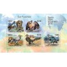 مینی شیت پرندگان شکاری - کرکسها - 1 - کومور 2011 قیمت 11.64 دلار