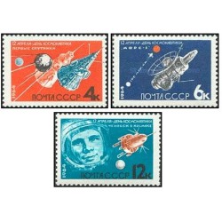 3  عدد  تمبر روز کیهان نوردی - شوروی 1964