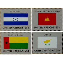 4 عدد  تمبر پرچم های کشورهای عضو سازمان ملل - کامپوچا هندوراس گینه بیسائو قبرس  - نیویورک سازمان ملل 1989