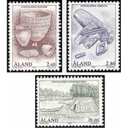 3 عدد تمبر اشیاء عصر سنگی - آلاند 1994
