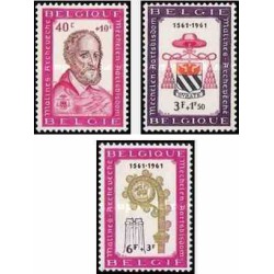 3 عدد تمبر یادبود کلیسای کاتولیک مالین - بلژیک 1961