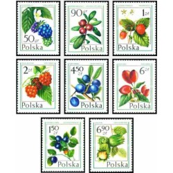 8 عدد تمبر میوه های جنگلی - لهستان 1977