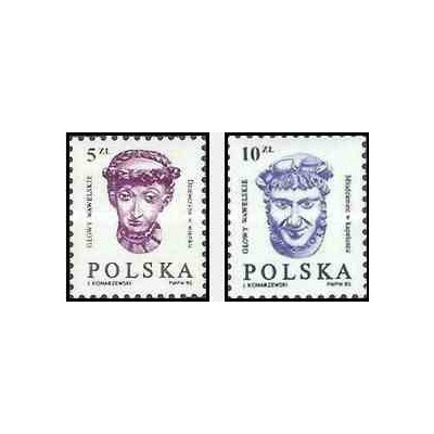 2 عدد تمبر سری پستی - سرهای مجسمه قلعه واول - لهستان 1985