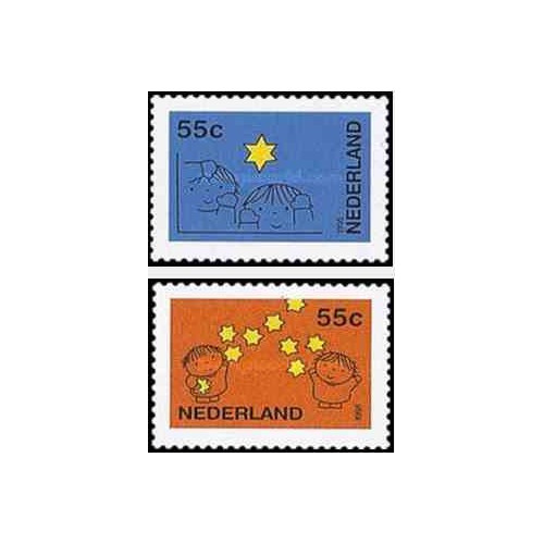 2 عدد تمبر دسامبر - خود چسب - هلند 1995      
