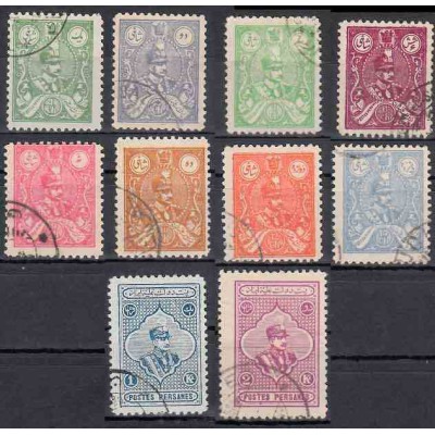 562 - اولین سری تمبرها با تصویر رضا شاه - 1305-7 مهرخورده 