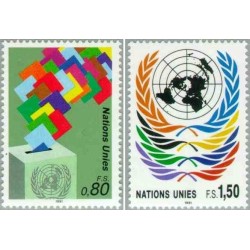 2 عدد تمبر سمبلهای سازمان ملل - ژنو سازمان ملل 1991 ارزش روی تمبرها 2.3 فرانک سوئیس