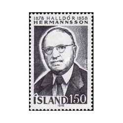 1 عدد  تمبر صدمین سالگرد تولد نویسنده هالدور هرمانسون  - ایسلند 1978