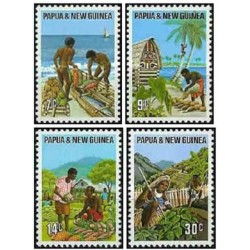 4 عدد تمبر صنایع اولیه - پاپوا گینه نو 1971