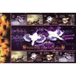 مینی شیت WWF - گونه های در معرض خطر- مالدیو 2004 قیمت 8.4 دلار