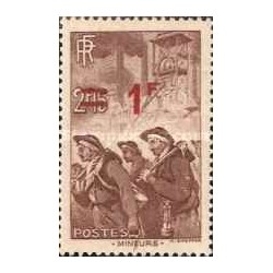 1 عدد  تمبر سری پستی - سورشارژ 1 فرانک روی 2.15- فرانسه 1940