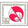 1 عدد  تمبر پانزدهمین سالگرد نشریه «مشکلات صلح و سوسیالیسم»- جمهوری دموکراتیک آلمان 1973