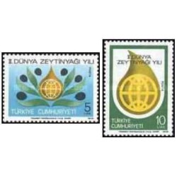 2 عدد  تمبر دومین سال جهانی روغن زیتون - ترکیه 1979