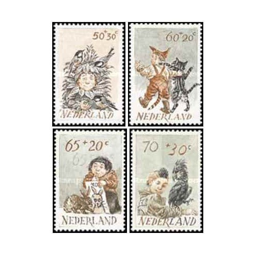 4 عدد  تمبر مراقبت از کودک - هلند 1982
