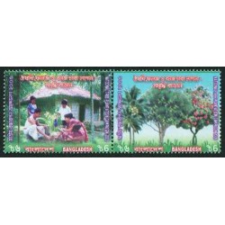 2 عدد تمبر کمپین ملی احیای جنگل - بنگلادش 2005