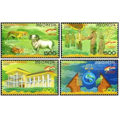 4 عدد  تمبر پنجاهمین سالگرد تاسیس دانشگاه های پادجاران - با تب - B - اندونزی 2007