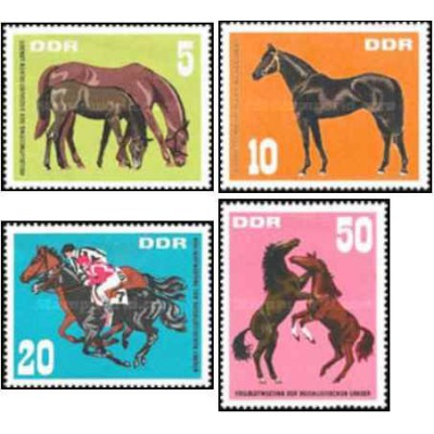 4 عدد تمبر اسب های اصیل - جمهوری دموکراتیک آلمان 1967