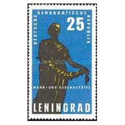 1 عدد تمبر بنای یادبود لنینگراد - جمهوری دموکراتیک آلمان 1964