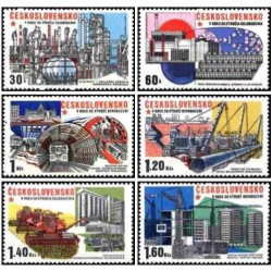 6 عدد تمبر سی امین سالگرد ساخت و ساز سوسیالیستی  - چک اسلواکی 1975
