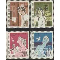 4 عدد تمبر تعطیلات برای کودکان - آلمان 1960