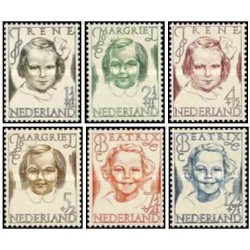 6 عدد  تمبر شاهزاده خانم ها - مراقبت از کودک و مبارزه با سل - هلند 1946